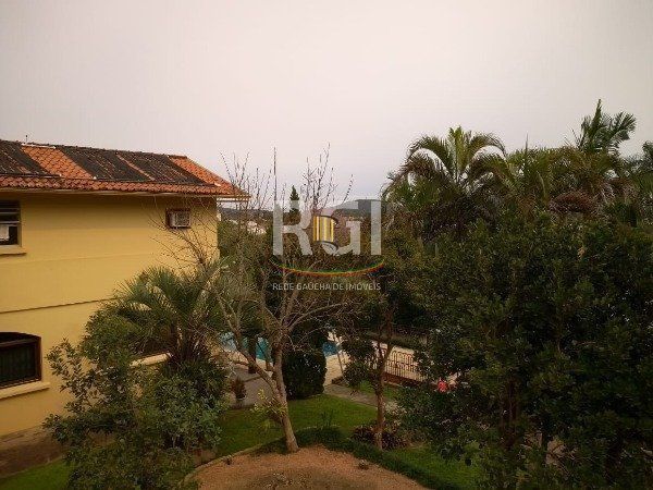 Casa para Venda - 741m², 5 dormitórios, sendo 3 suites, 9 vagas - Espirito Santo