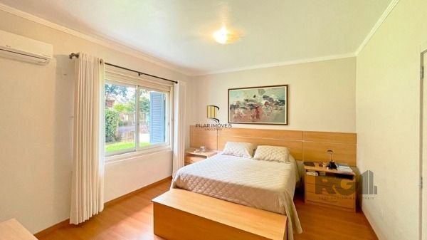 Casa em Porto Alegre, no bairro Ipanema, e 0 banheiros, à venda.