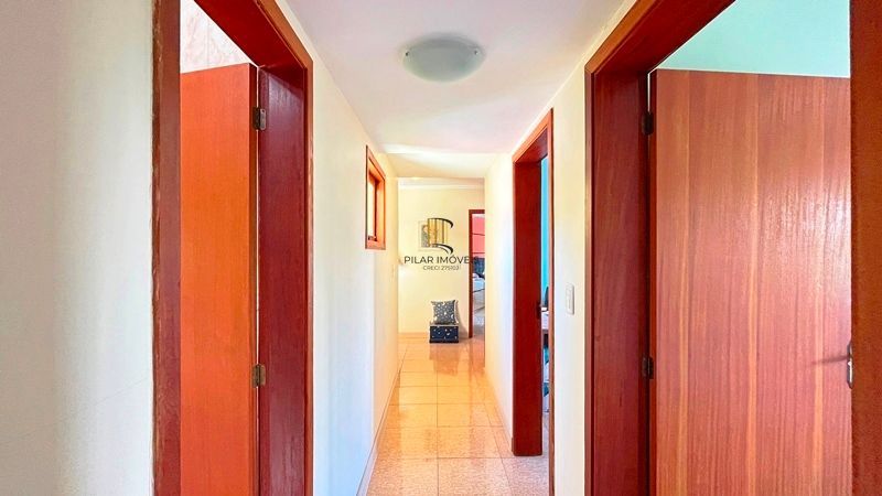 Sobrado 4 dormitórios à venda Camaquã Porto Alegre/RS