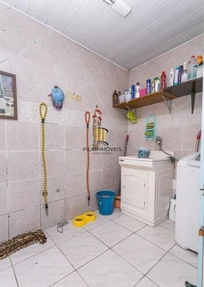 Ótima casa em rua tranquila.