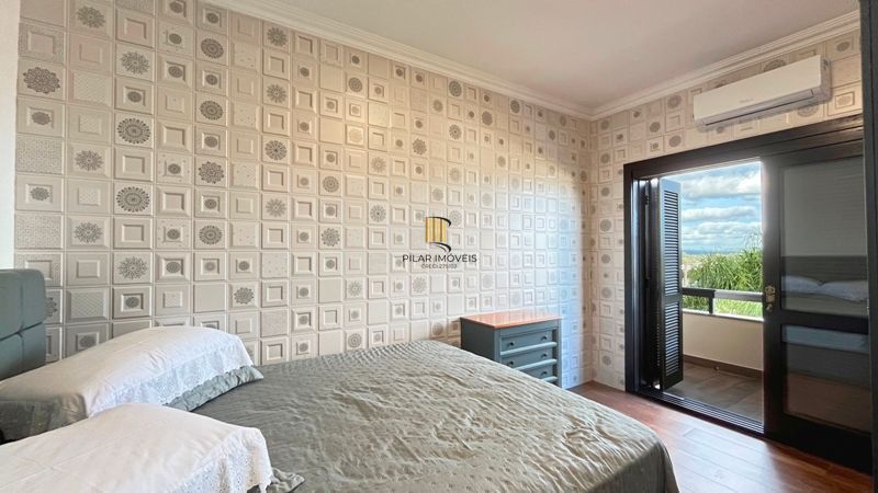 Altos do lago- Com 3 dormitórios, 3 vagas , piscina , Linda e ampla casa em cond