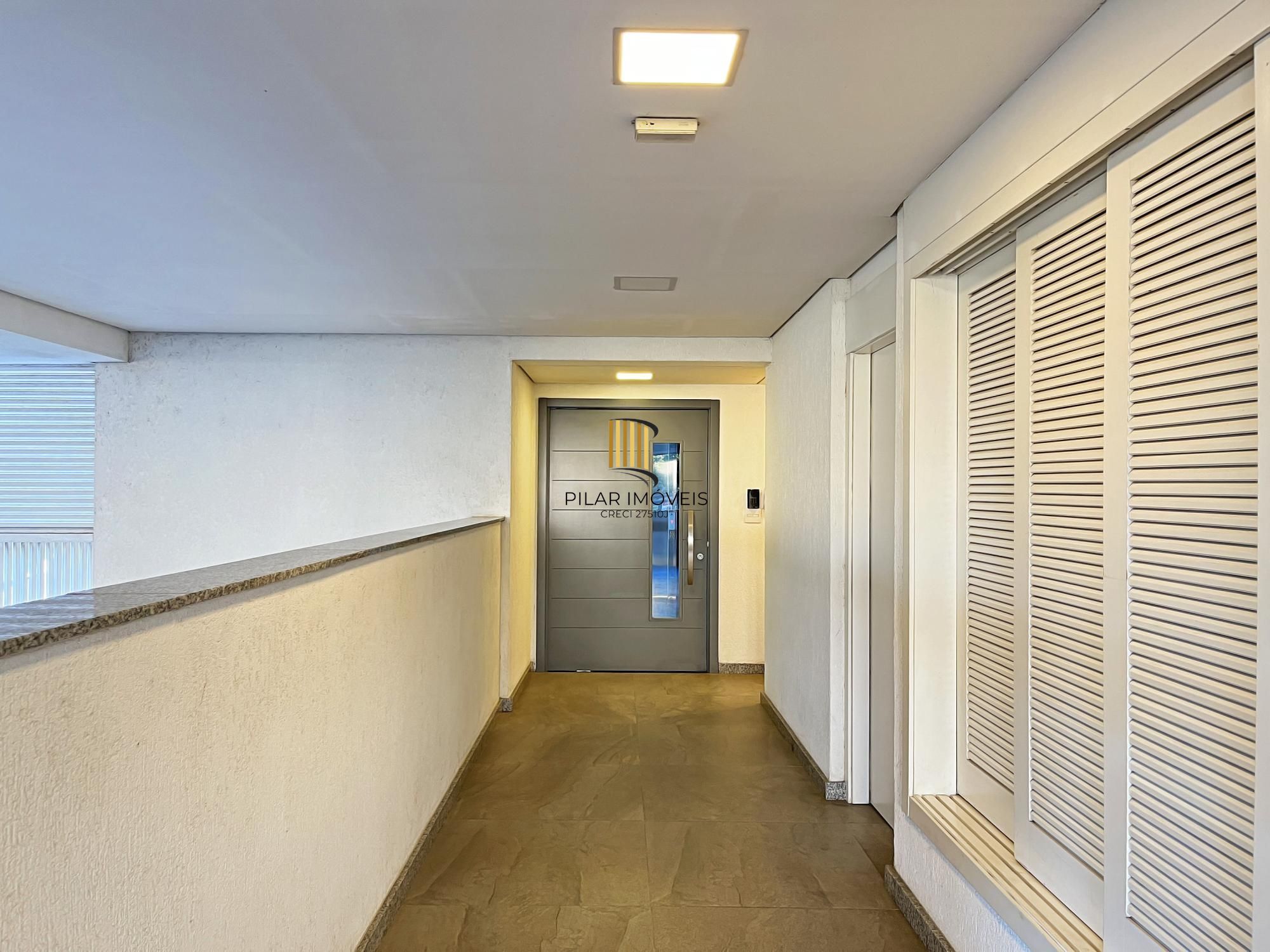 Apartamento com 3 Suítes no Cristal