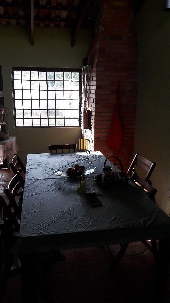 Casa em Porto Alegre, no bairro Aberta dos Morros, com 4 dormitório(s), e 4 banh