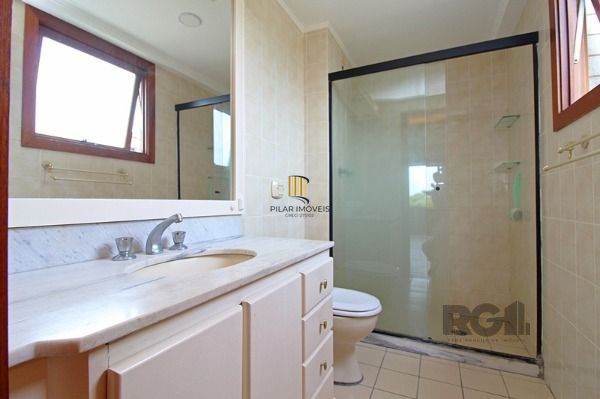 Apartamento em Porto Alegre, no bairro Santa Tereza, com 3 dormitório(s),