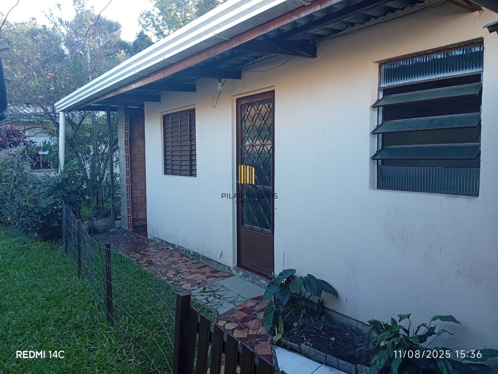 Terreno á venda no bairro Cavalhada em Porto Alegre!