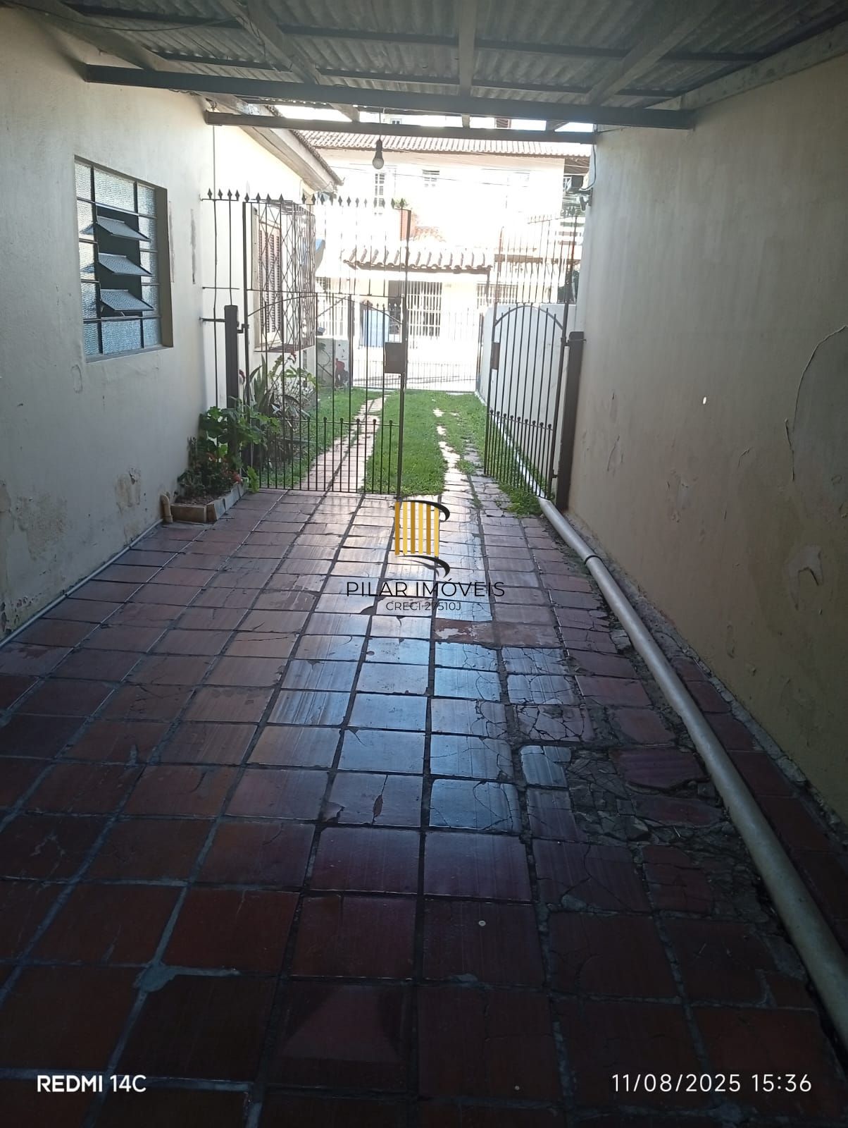 Terreno á venda no bairro Cavalhada em Porto Alegre!