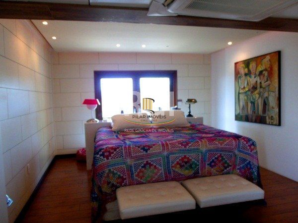 Casa para Venda - 700m², 4 dormitórios, sendo 4 suites, 6 vagas - Vila Conceição