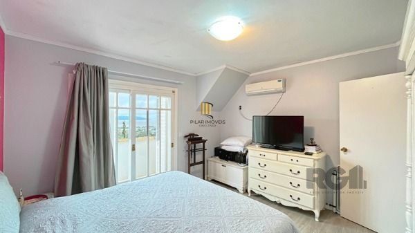 Casa Condominio em Porto Alegre, no bairro Jardim Isabel, com 3 dormitório(s), à