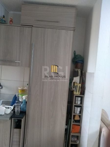 Apartamento em Porto Alegre, no bairro Restinga, com 2 dormitório(s), e 2 banhei