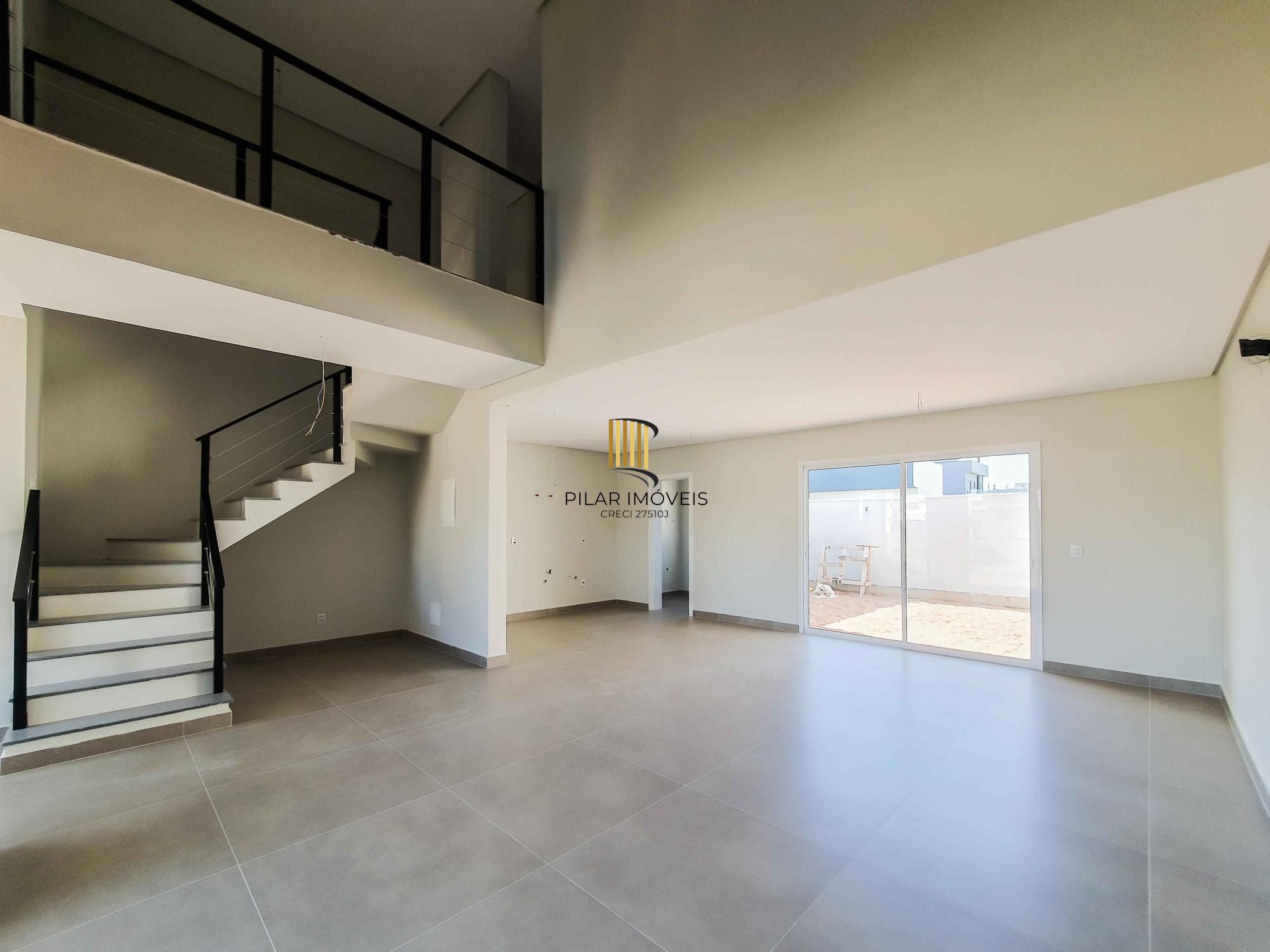 Condomínio Garden, bairro Hípica, 3 dormitórios, 1 suíte, pátio, infra de clube