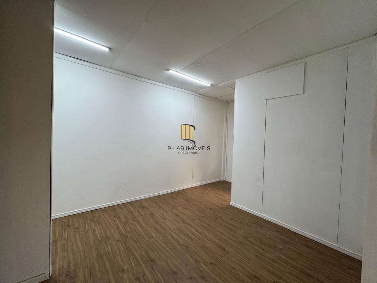 Oportunidade-Pavilhão Reformado na Vila Nova,100m da Av. Vicente Monteggia-500m²