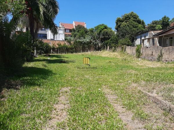 Terreno em Porto Alegre, no bairro Espírito Santo, à venda.