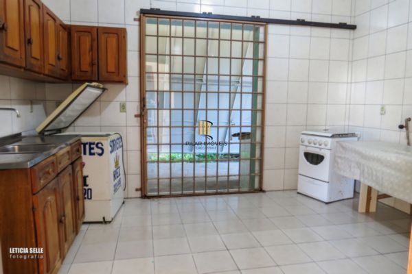 Casa para Venda - 283.6m², 4 dormitórios, sendo 2 suites, 1 vaga - Aberta dos Mo
