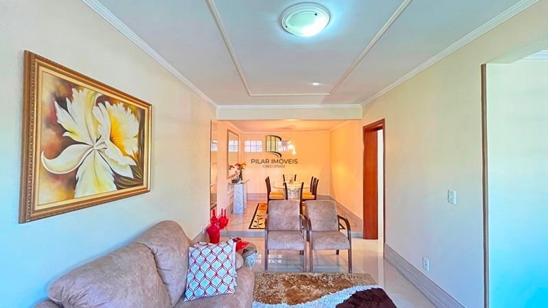 Sobrado 4 dormitórios à venda Camaquã Porto Alegre/RS