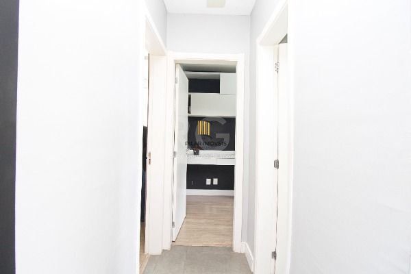 Apartamento em Porto Alegre, no bairro Cavalhada, com 2 dormitório(s), e 2 banhe