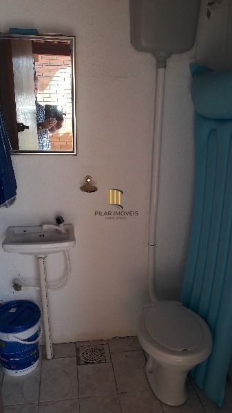 Casa em Porto Alegre, no bairro Aberta dos Morros, com 4 dormitório(s), e 4 banh