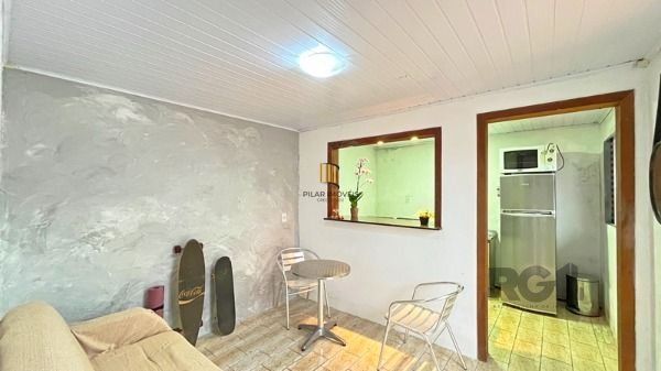 Casa em Porto Alegre, no bairro Cavalhada, com 4 dormitório(s), e 4 banheiros, à