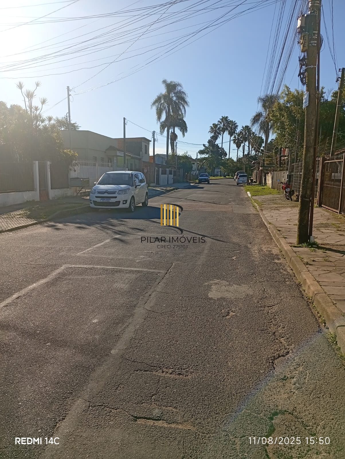 Terreno á venda no bairro Cavalhada em Porto Alegre!