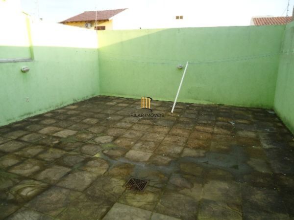 Casa para Venda - 220m², 3 dormitórios, sendo 1 suites, 2 vagas - Hípica