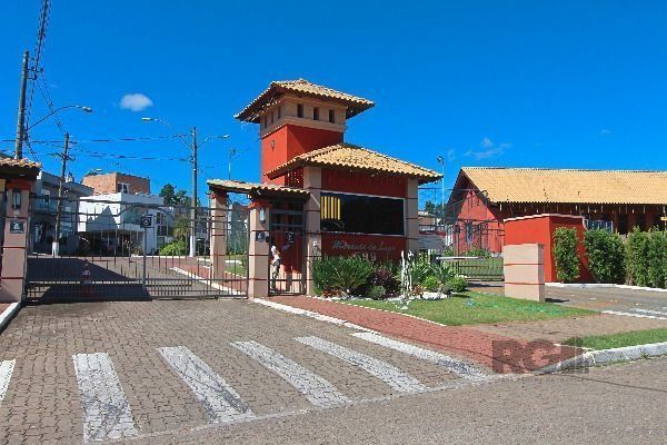 Casa Condominio em Porto Alegre, no bairro Hípica, com 3 dormitório(s), e 3 banh