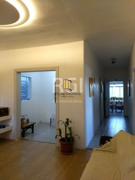 Casa para Venda - 150m², 3 dormitórios, 2 vagas - Hípica