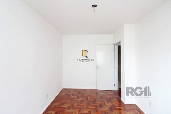 Apartamento em Porto Alegre, no bairro Tristeza, com 2 dormitório(s), e 2 banhei