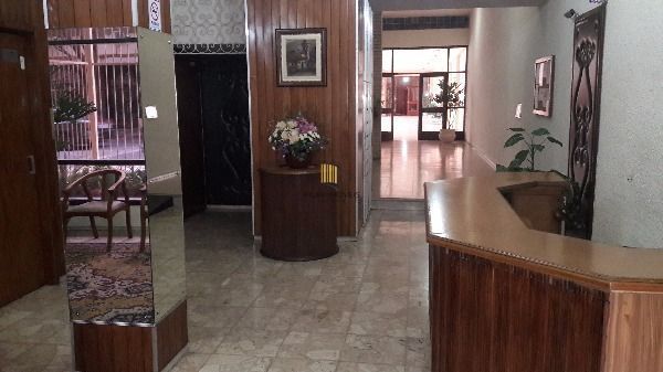 Apartamento para Venda - 202m², 3 dormitórios, sendo 1 suites, 1 vaga - Centro H