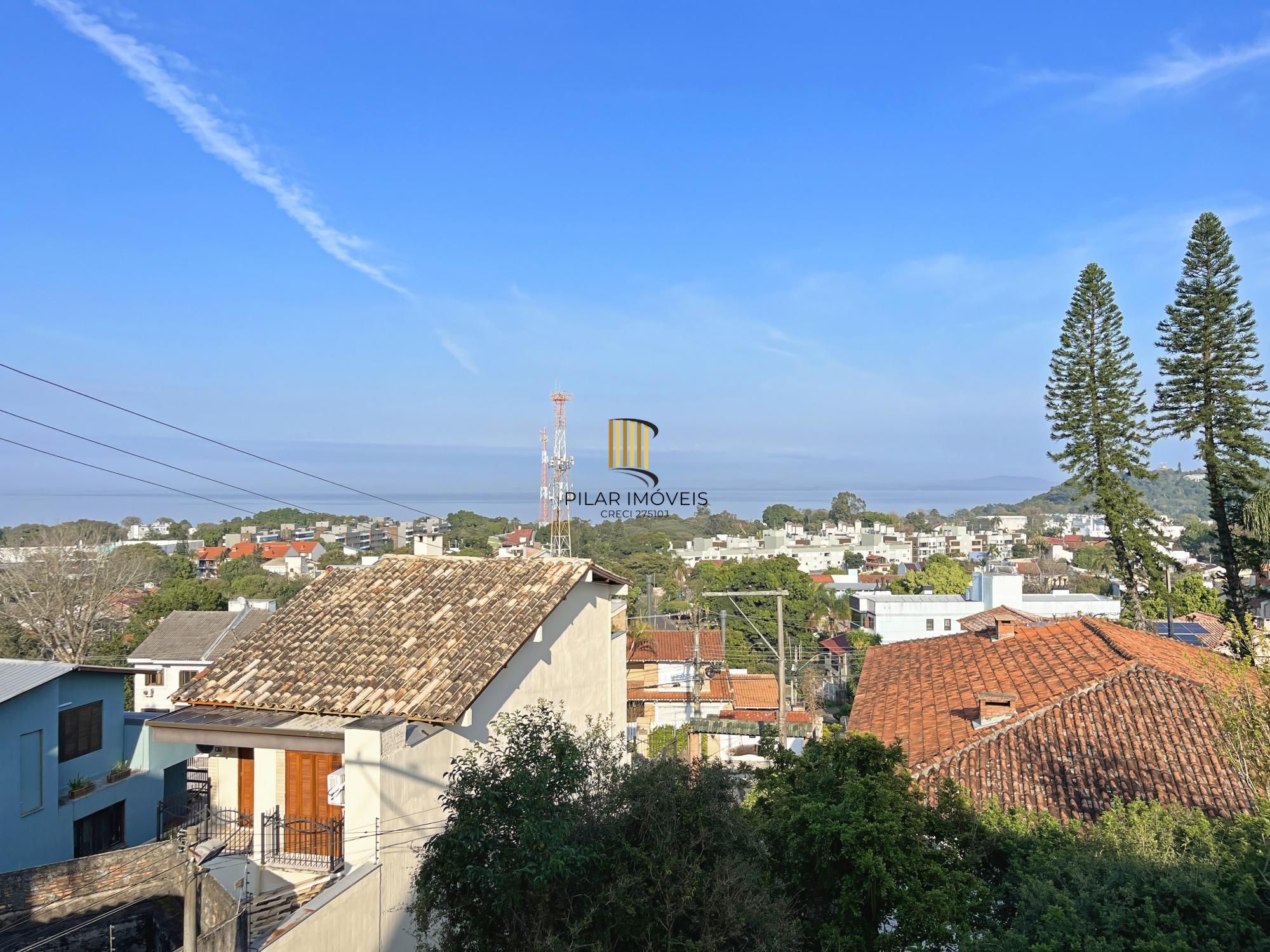 Casa em Condomínio no Jardim Isabel com 270m², 3 dormitórios, 4 vagas