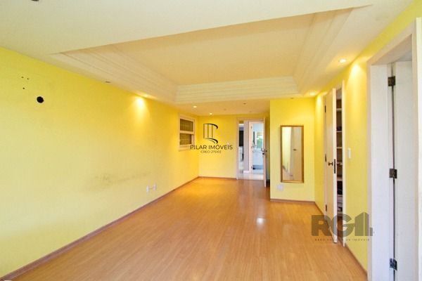 Casa Condominio em Porto Alegre, no bairro Cavalhada, com 4 dormitório(s), e 4 b