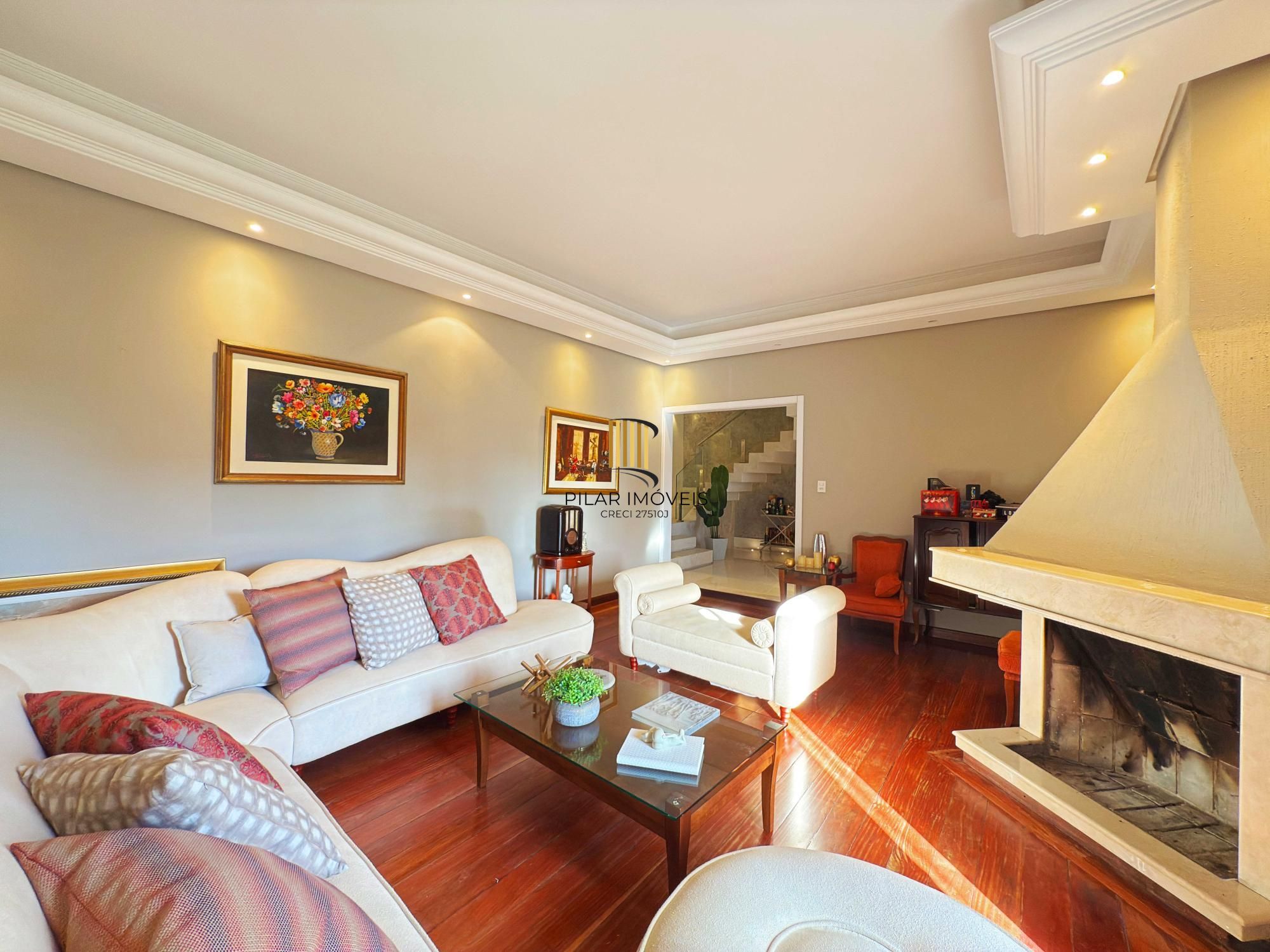 Casa 3 dormitórios no bairro Ipanema