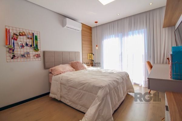 Casa em Condominio no Terra Ville, com 4 dormitório(s), e 4 suítes, à venda.