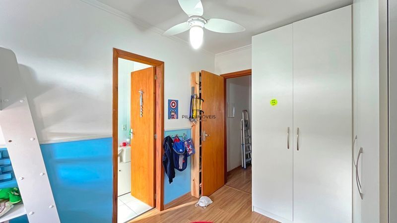 Casa 2 dormitórios à venda Guarujá Porto Alegre/RS