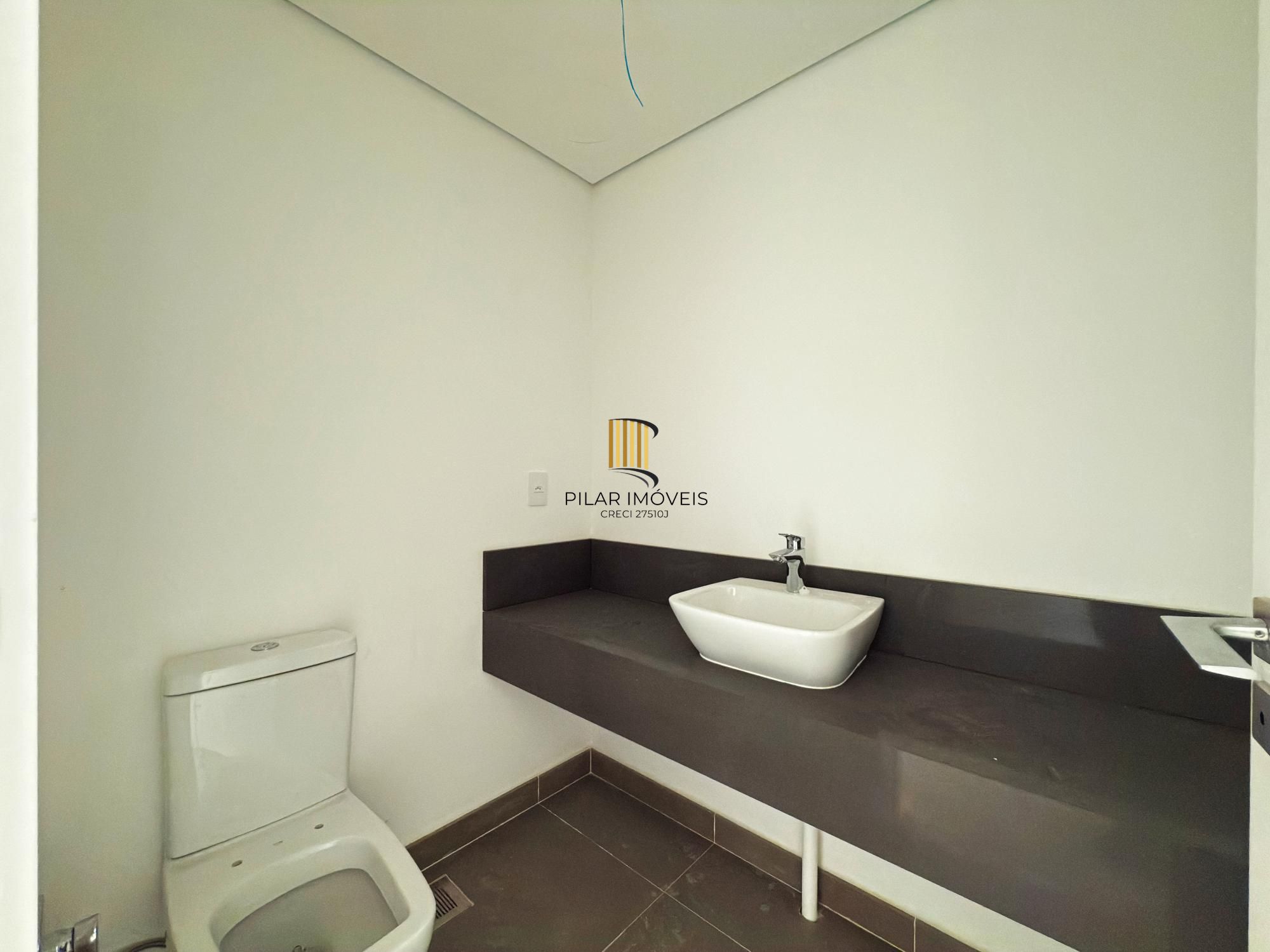 Belíssimo apartamento com projeto diferenciado e vista deslumbrante para o pôr do sol.