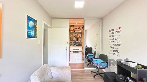 Apartamento 3 dormitórios à venda Teresópolis Porto Alegre/RS