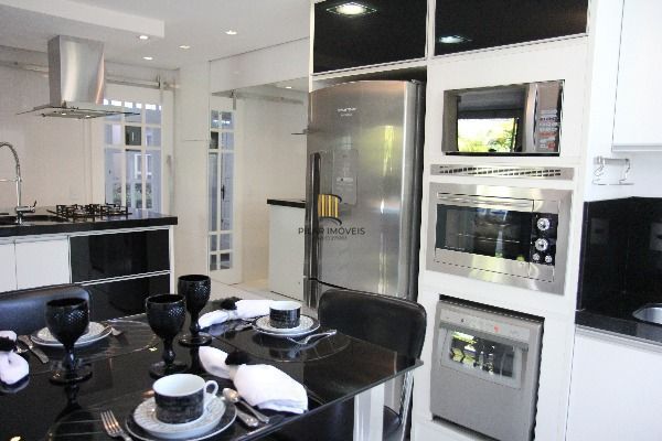 Casa para Venda - 740m², 5 dormitórios, sendo 5 suites, 5 vagas - Jardim Isabel