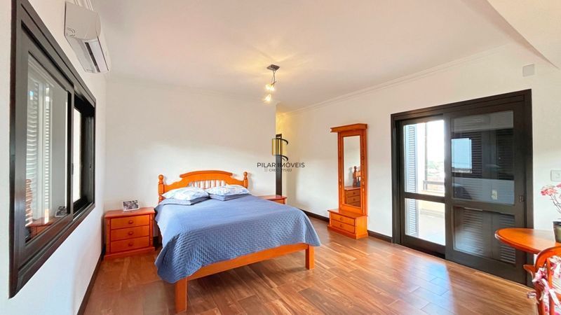 Altos do lago- Com 3 dormitórios, 3 vagas , piscina , Linda e ampla casa em cond