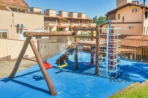 Casa Condominio em Porto Alegre, no bairro Vila Conceição, com 3 dormitório(s), 