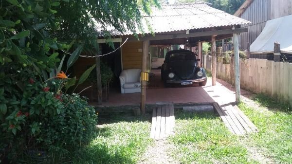 Casa em Viamão, no bairro Itapuã, com 3 dormitório(s), e 3 banheiros, à venda.