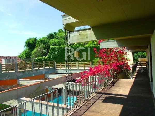 Casa para Venda - 700m², 4 dormitórios, sendo 4 suites, 6 vagas - Vila Conceição