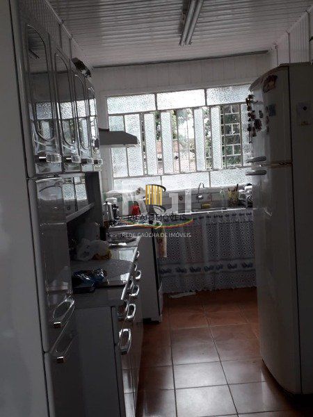 Casa para Venda - 90m², 4 dormitórios, 3 vagas - Cristal