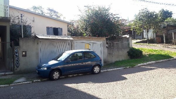 Casa para Venda - 230m², 2 dormitórios, 3 vagas - Santa Tereza