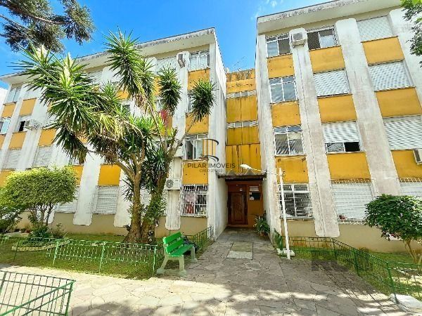 Apartamento em Porto Alegre, no bairro Vila Nova, com 2 dormitório(s), e 2 banhe