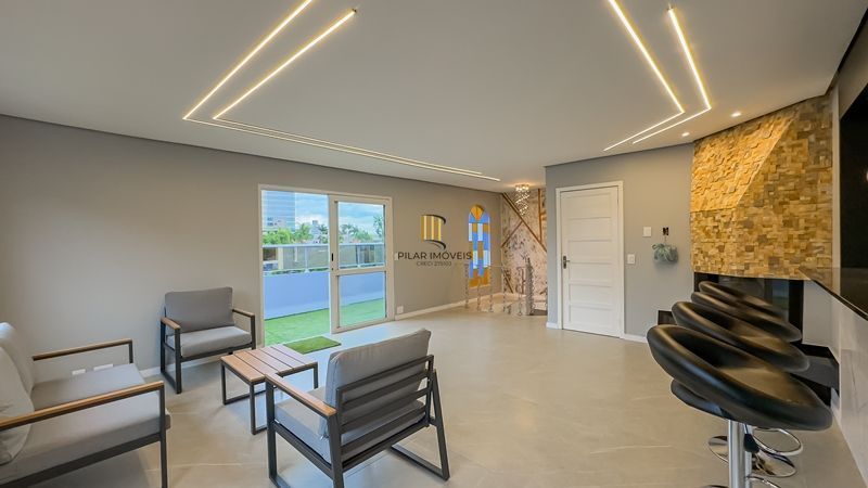 Cobertura 3 dormitórios à venda Três Figueiras Porto Alegre/RS