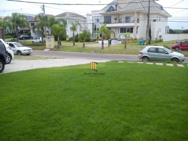 Casa no TerraVille com 3 dormitórios sendo 2 suítes.