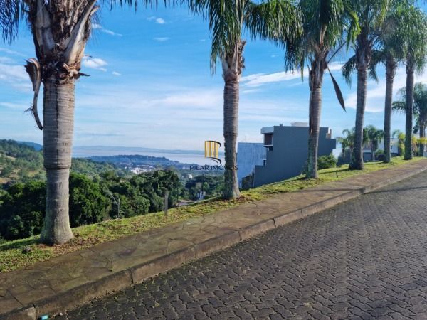 Terreno em Porto Alegre, no bairro Aberta dos Morros, à venda.