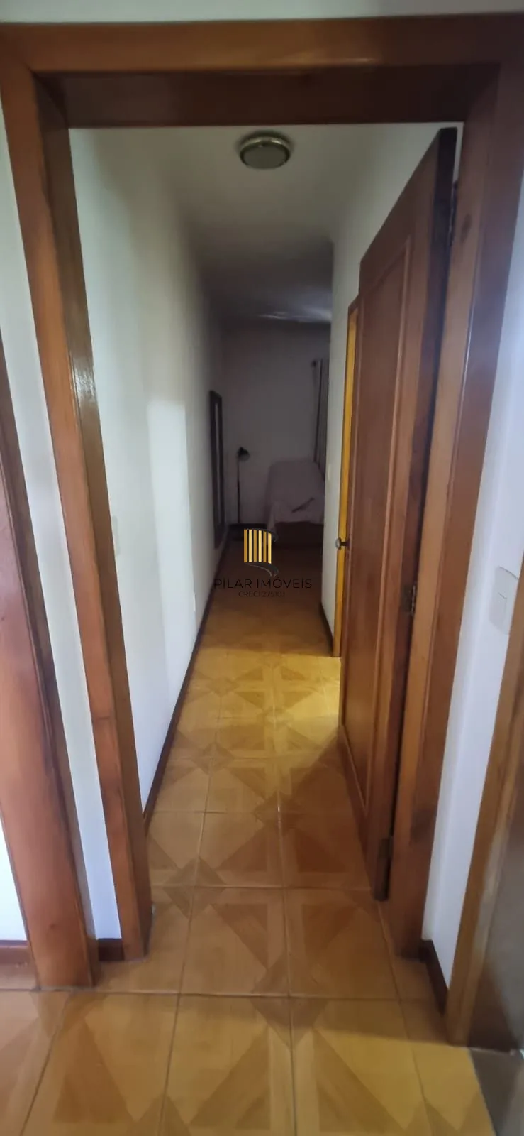 Ótima Residência com 3 dormitórios sendo 1suíte, no Bairro Ipanema.