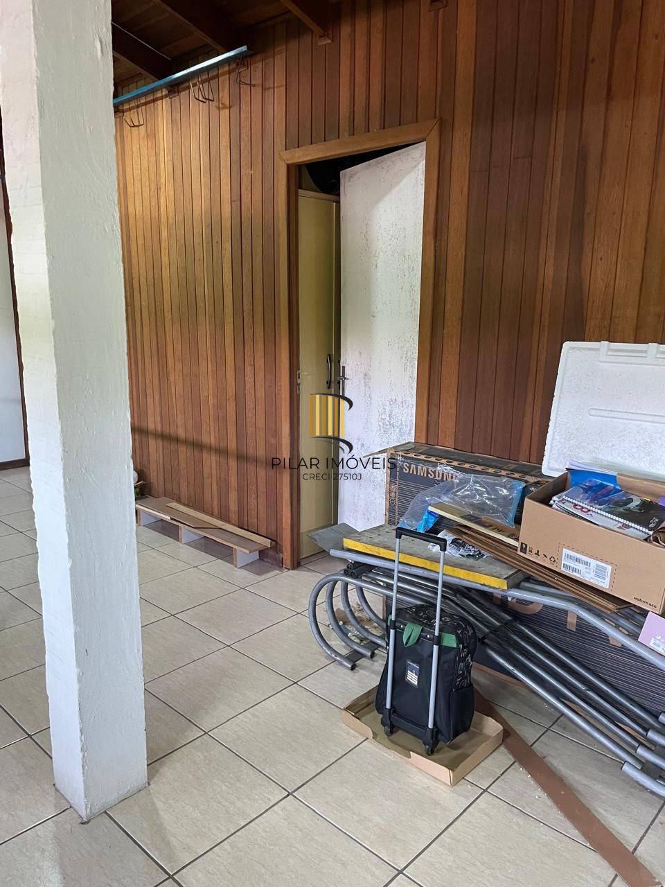 Residência com 4 Dormitório(s) Bairro Vila Nova