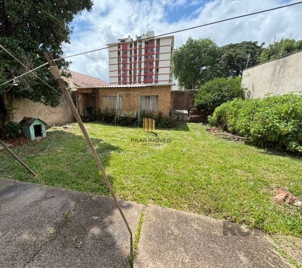 Casa térrea de 3D no miolo do Bairro Tristeza.