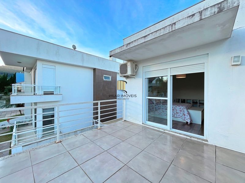 **Residência á venda no Condomínio Mountain ville  RS**