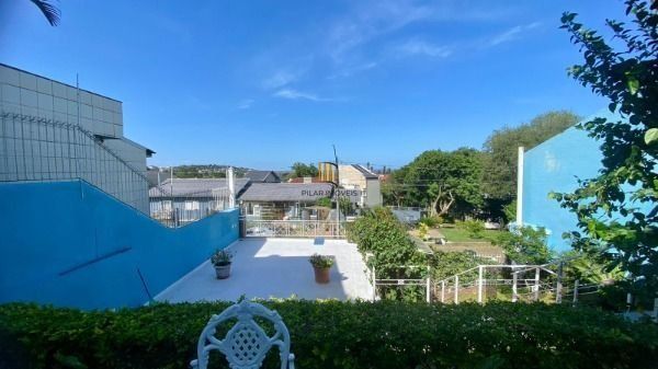 Casa em Porto Alegre, no bairro Vila Assunção, com 3 dormitório(s), e 3 banheiro